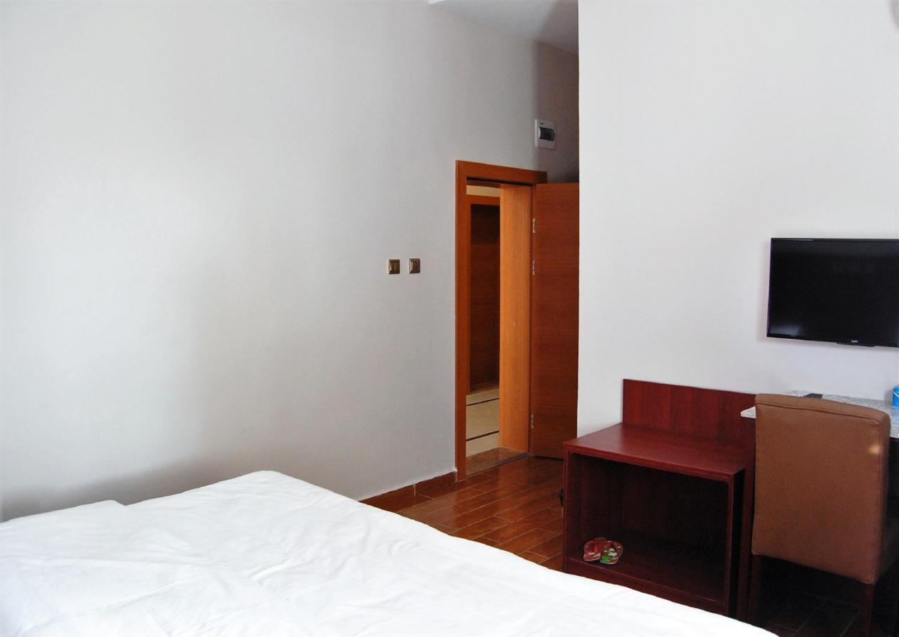 מלון קאנו R & K Guest Palace מראה חיצוני תמונה