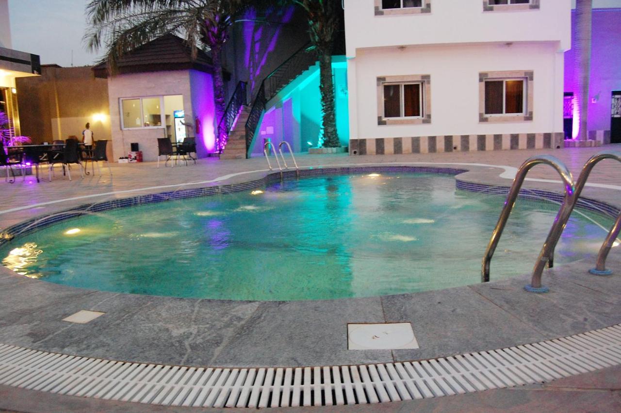מלון קאנו R & K Guest Palace מראה חיצוני תמונה