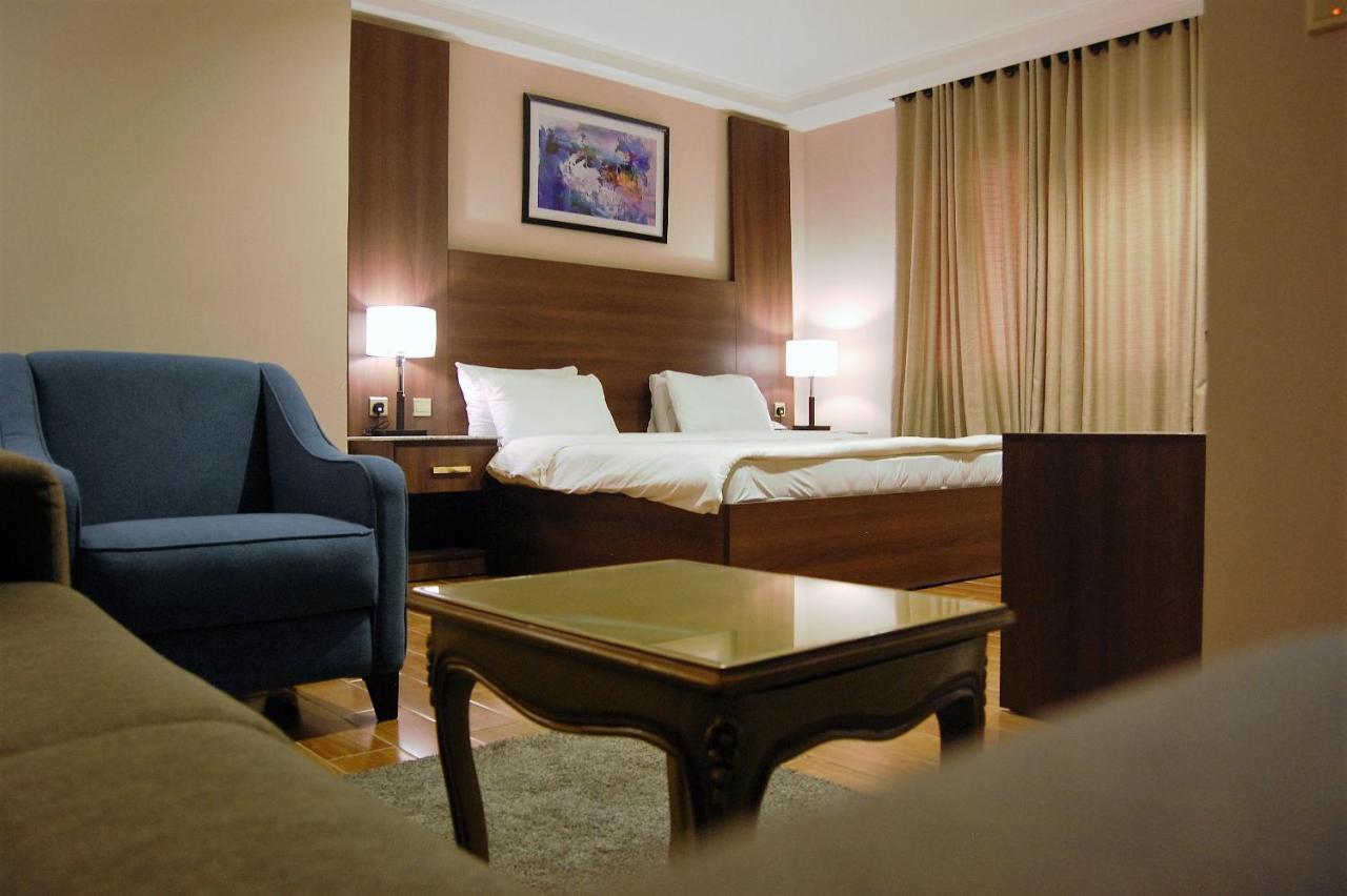 מלון קאנו R & K Guest Palace מראה חיצוני תמונה