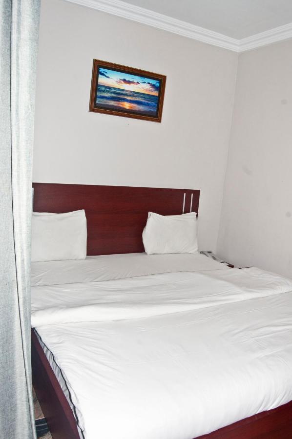 מלון קאנו R & K Guest Palace מראה חיצוני תמונה