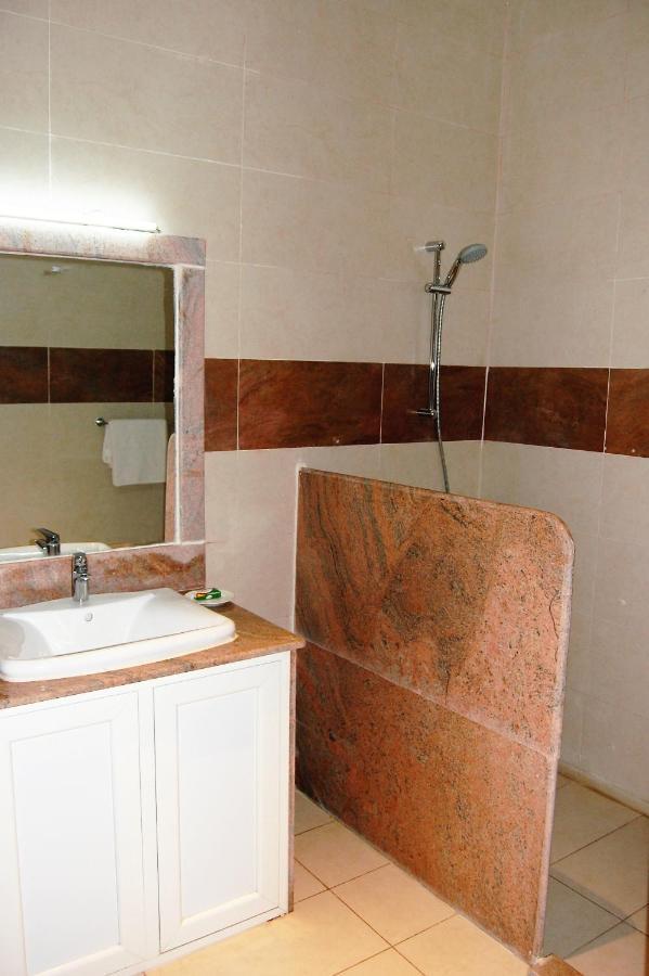 מלון קאנו R & K Guest Palace מראה חיצוני תמונה